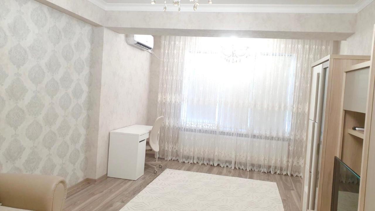 Center Apartment On Albisoara Street تشيسيناو المظهر الخارجي الصورة